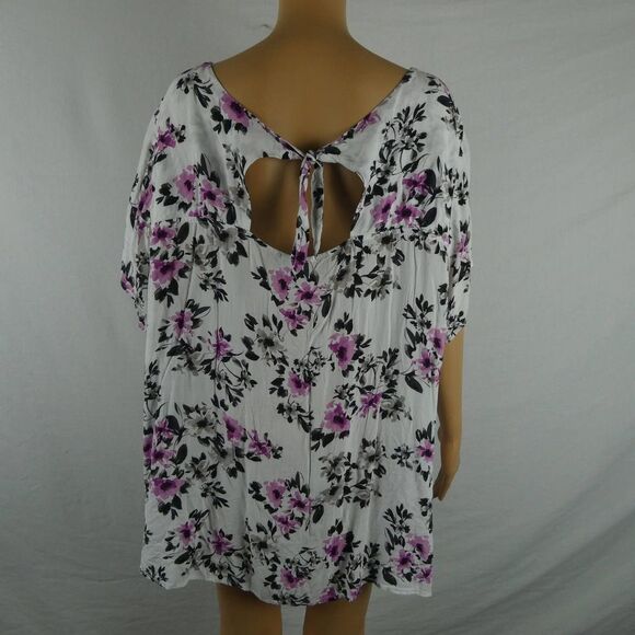 Torrid Rayon Abbey White Floral Challis Bow Back Keyhole V Neck Blouse Plus Size - Picture 10 of 11